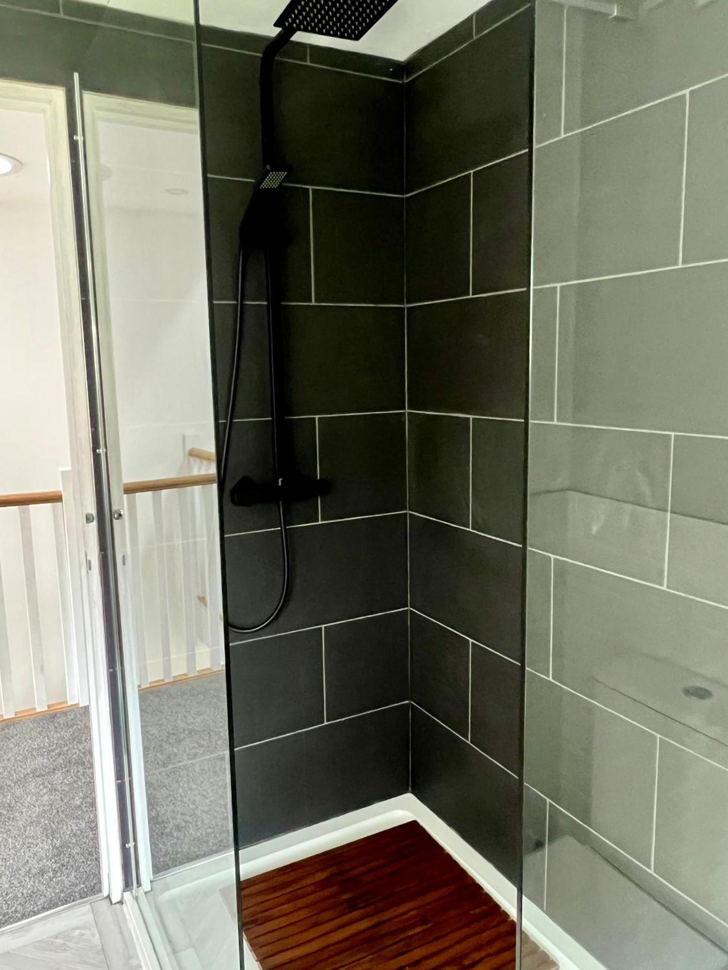 Lewys Tai Bach Villa Aberaman Kültér fotó